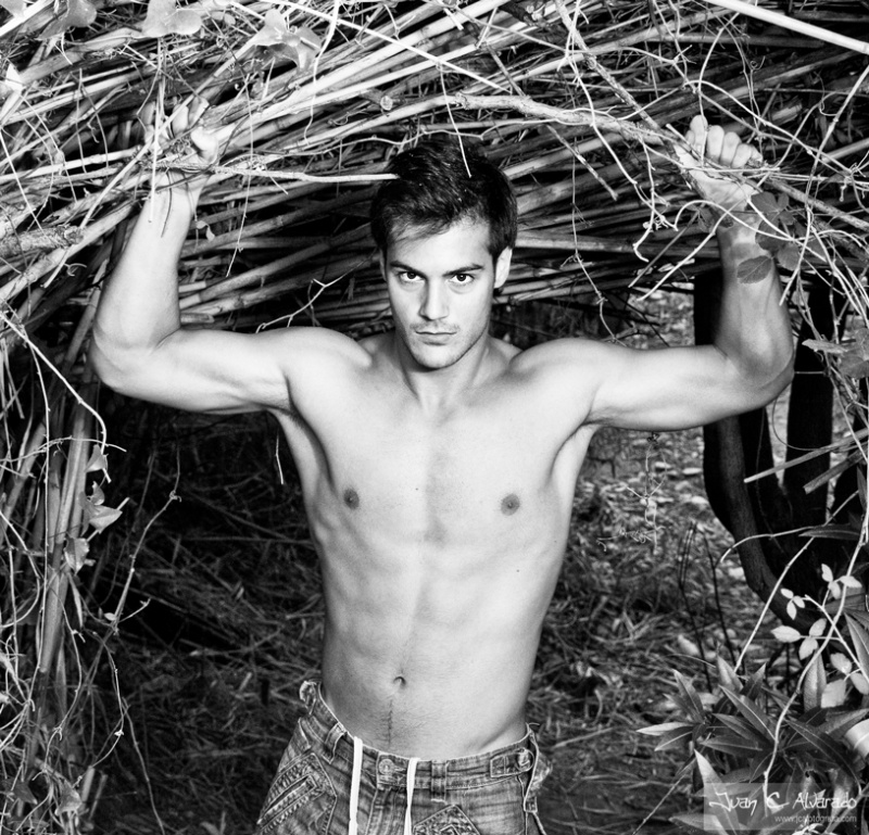 Male model photo shoot of llavador in Gandia, Spain