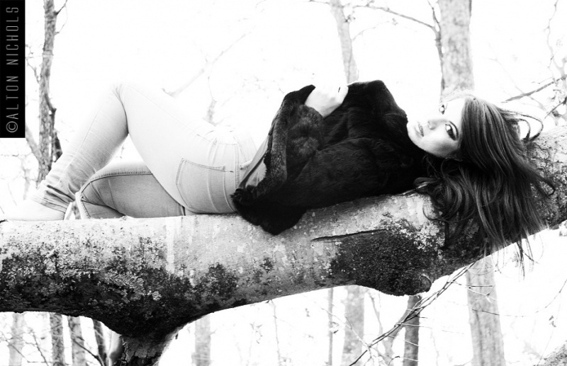 Female model photo shoot of Ashley Nicole Edwards by Alton Nichols in Little Rock