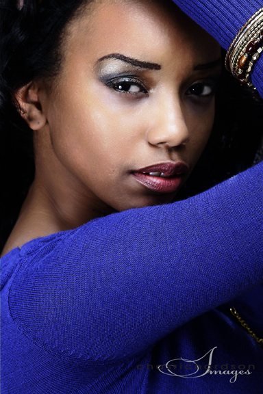 Female model photo shoot of Shaunterious by  chas richardson in Studio
