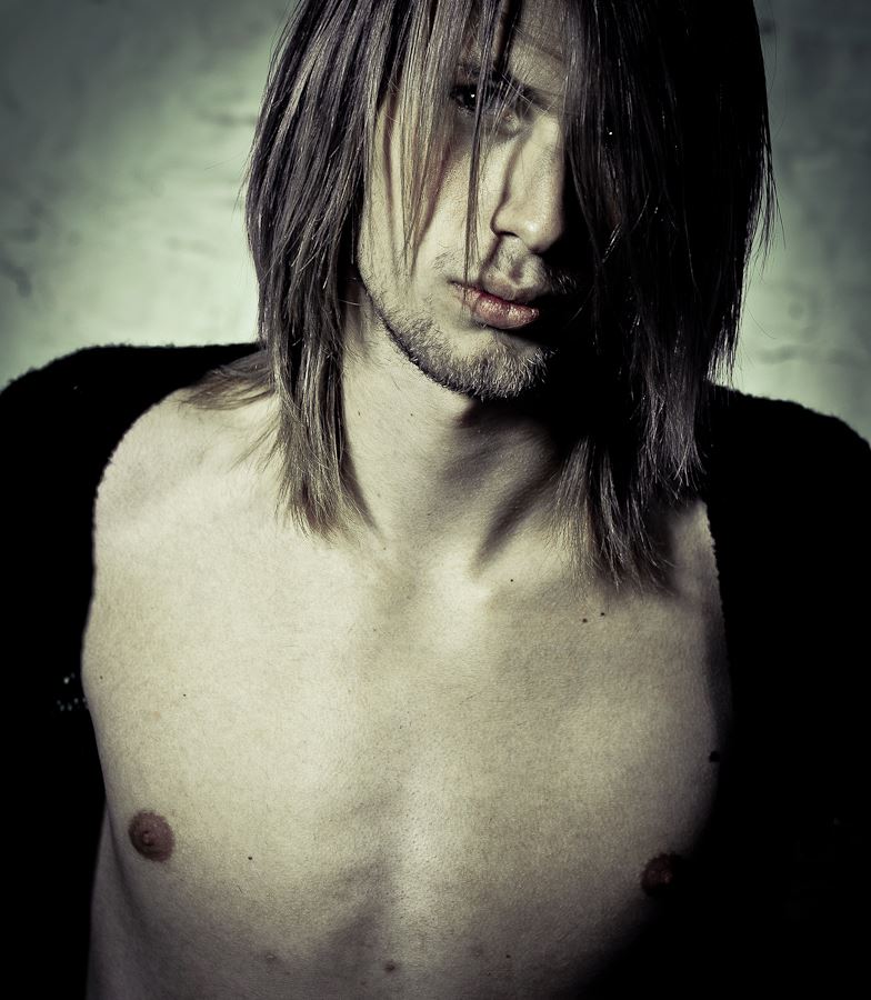 Male model photo shoot of Pavol