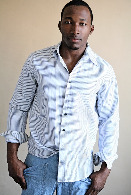 Male model photo shoot of Dominique Turner