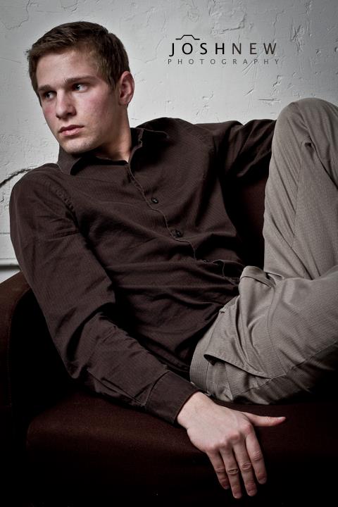 Male model photo shoot of Aron Schultz