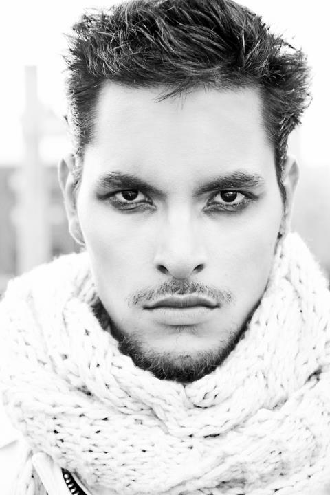 Male model photo shoot of Pjuan Carlos Nunez