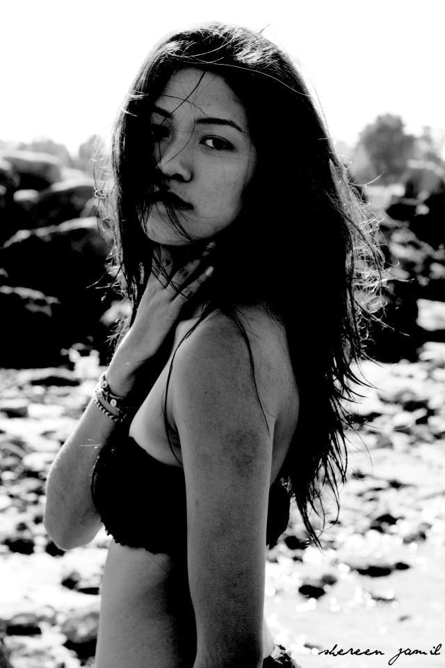 Female model photo shoot of Alison Jangg