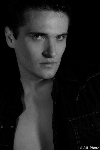 Male model photo shoot of Roman Volostnykh