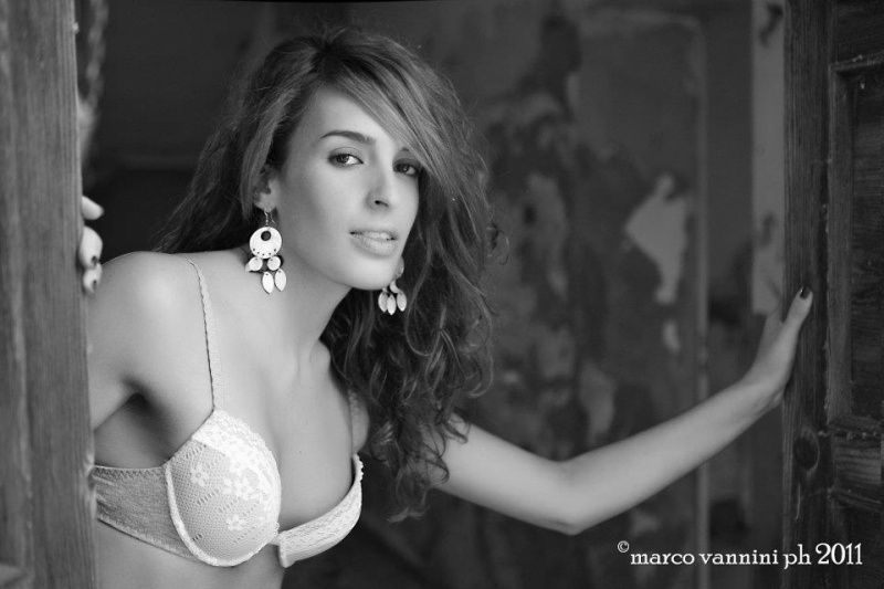 Female model photo shoot of Caruso model