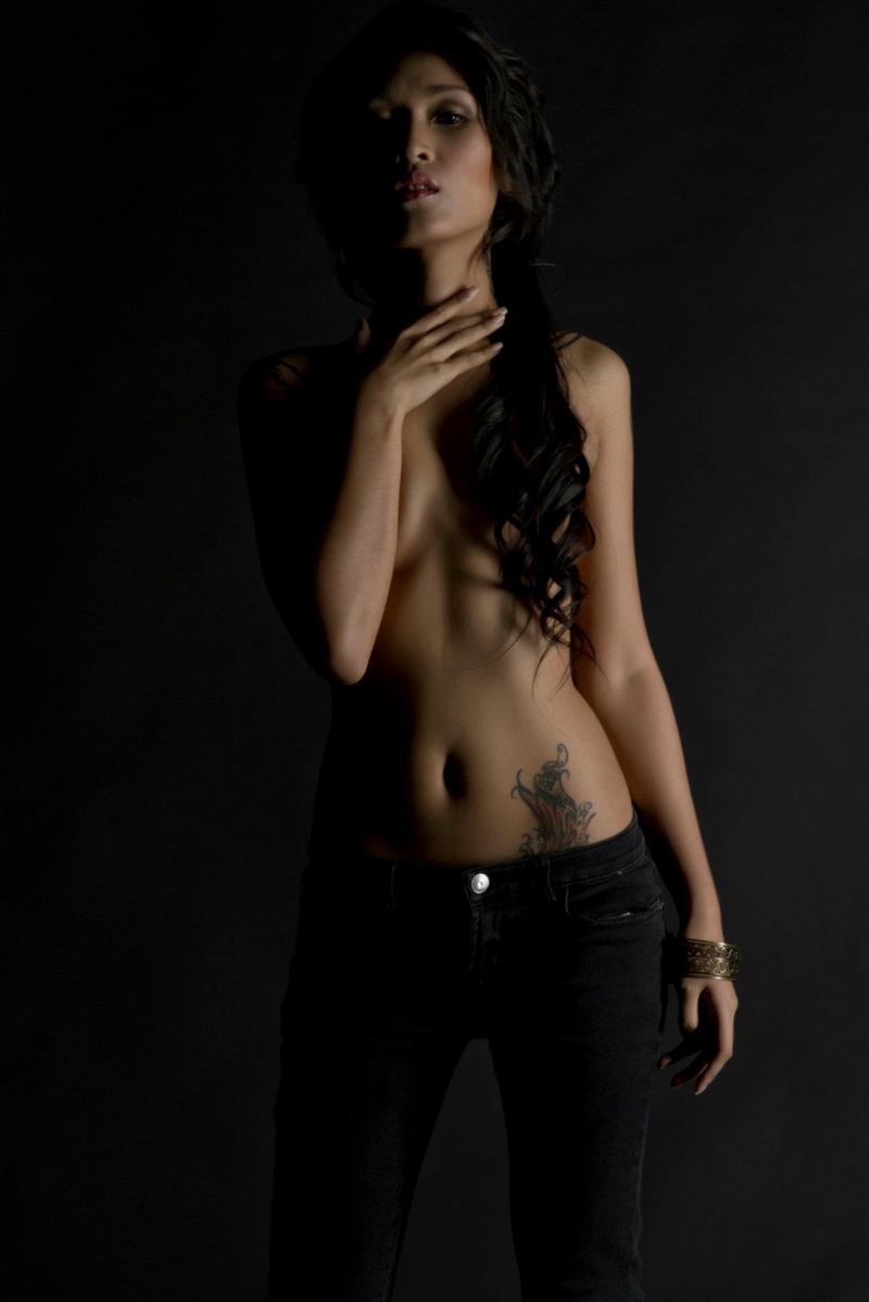Female model photo shoot of Anne Agcaoili Sarabia