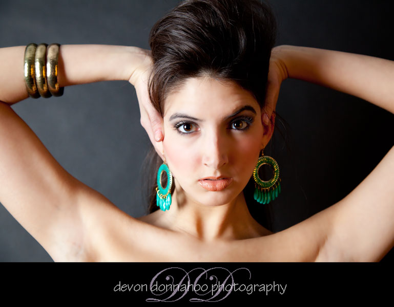 Female model photo shoot of Devon Donnahoo