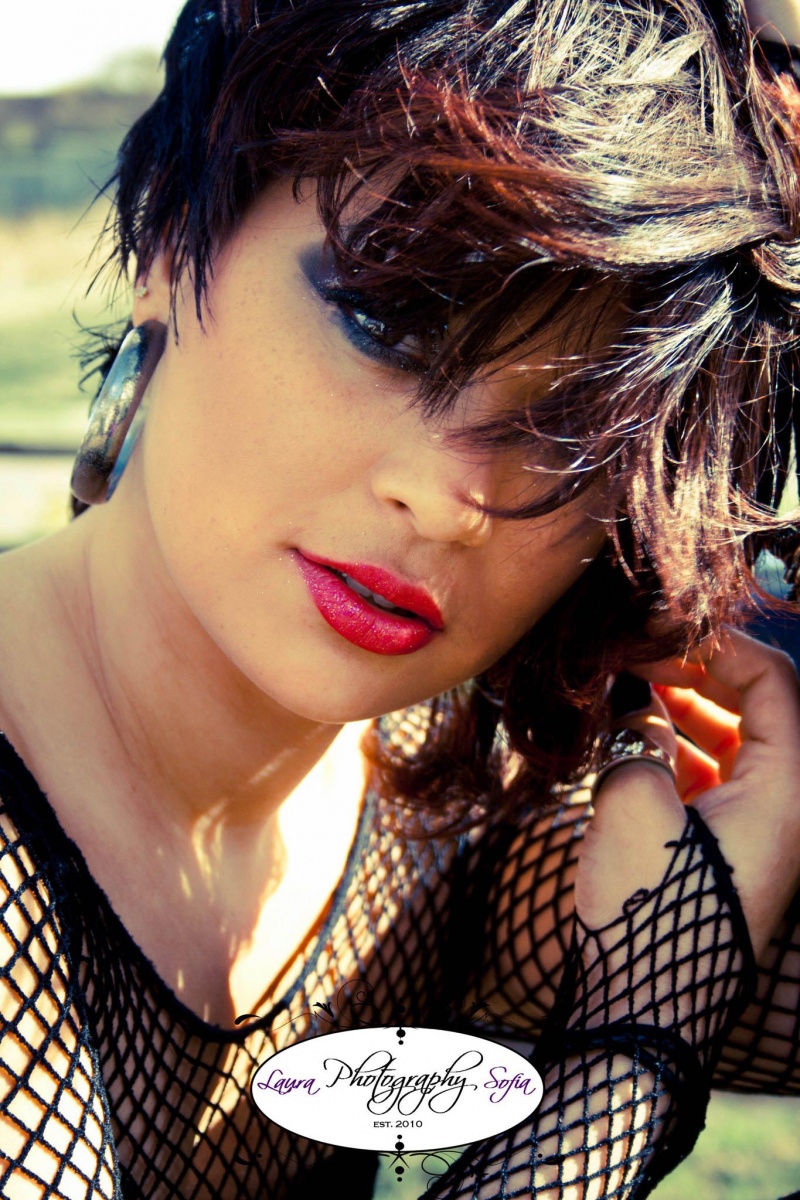 Female model photo shoot of Laura Sofia Photography