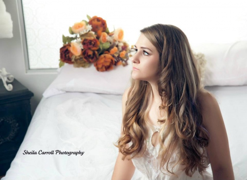 Female model photo shoot of Alexandra Blue in Studio 51