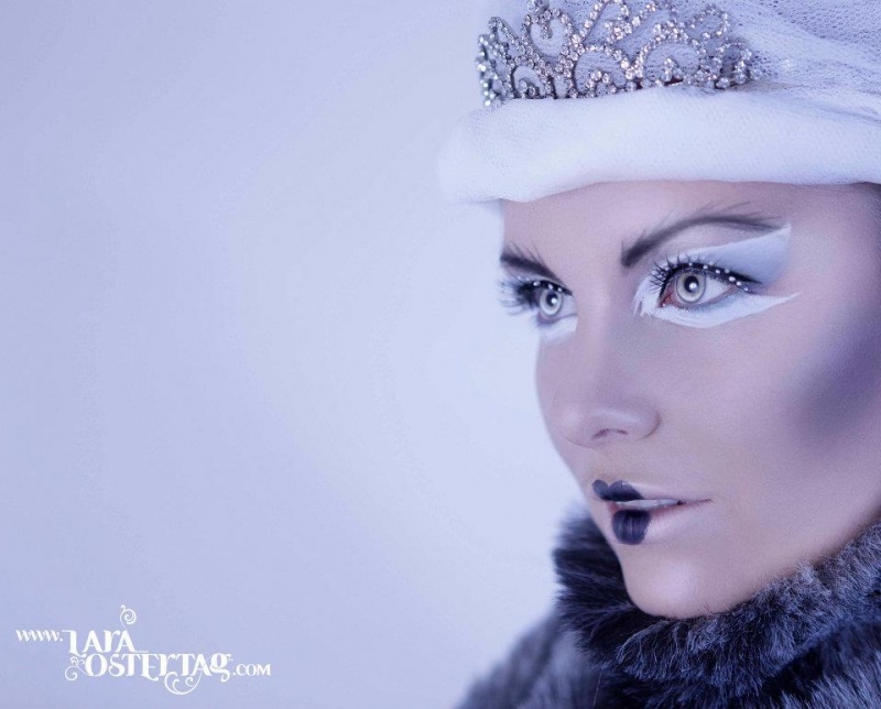 Female model photo shoot of Emily Stibbs MUA, retouched by Lara Ostertag
