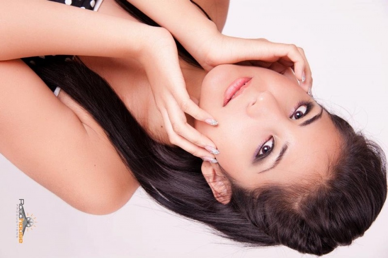 Female model photo shoot of Adriana YazminMontes