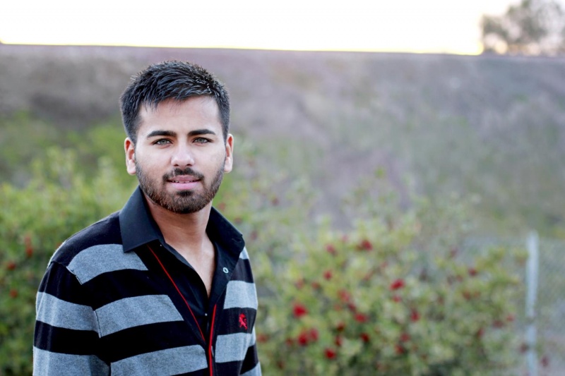 Male model photo shoot of Sandeep Uppal
