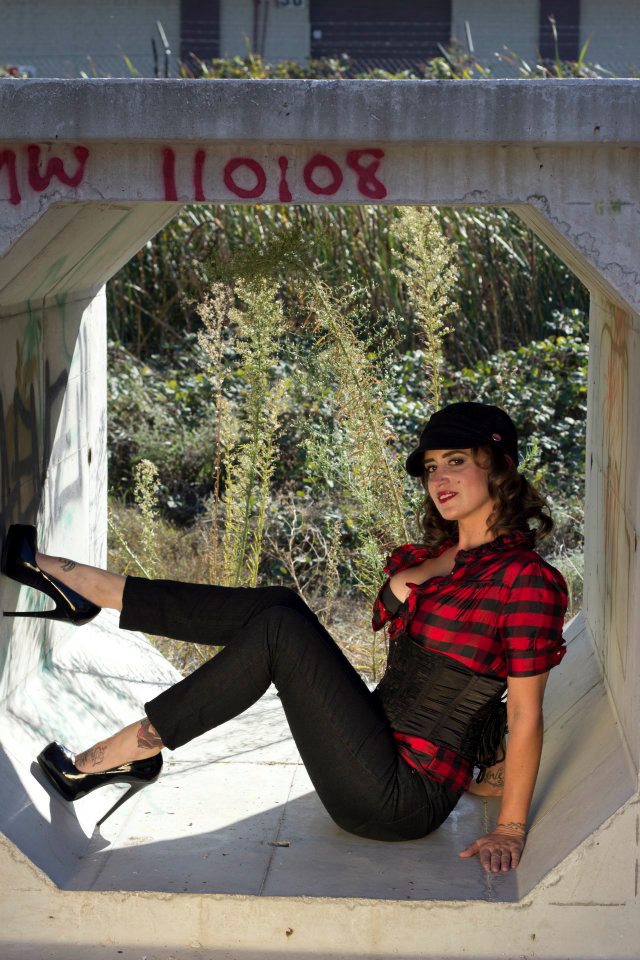 Female model photo shoot of Miss Jme Lynn Sinn in Antioch, CA