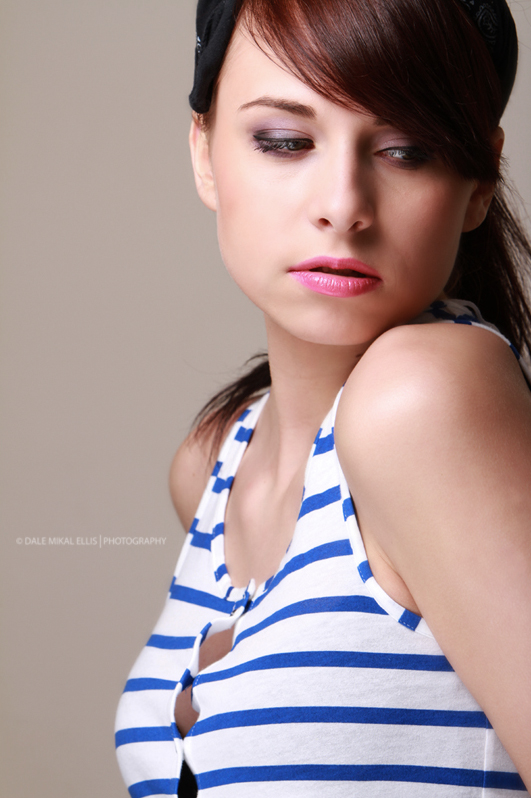 Female model photo shoot of Malina2105
