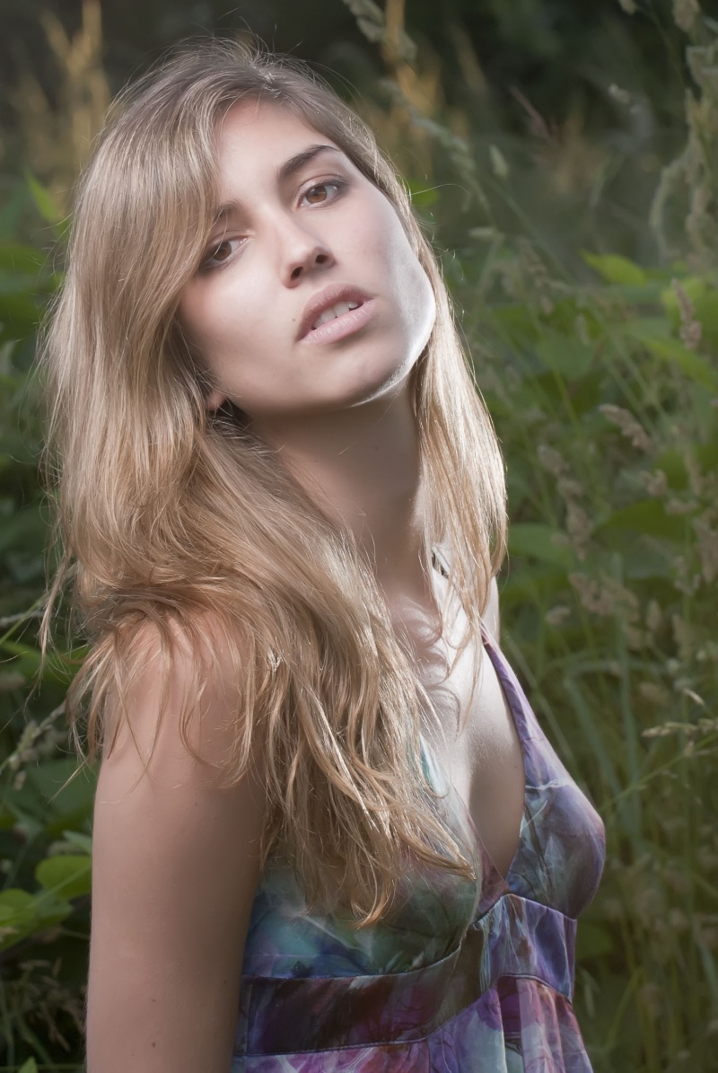 Female model photo shoot of Alice CABON