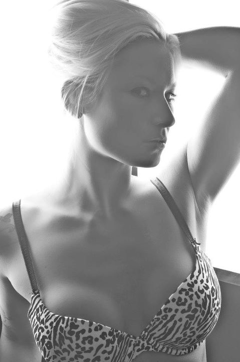 Female model photo shoot of Melissa Kimberly