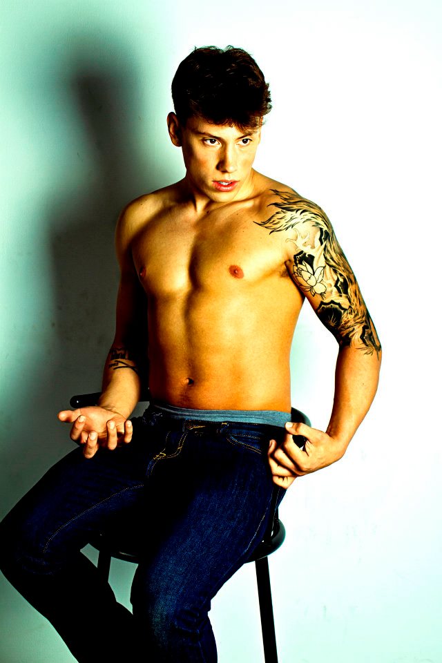 Male model photo shoot of Colin Garcia