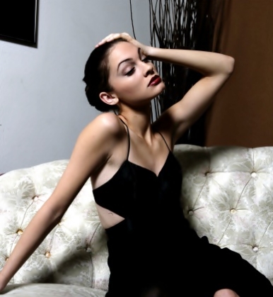 Female model photo shoot of Julia Rose