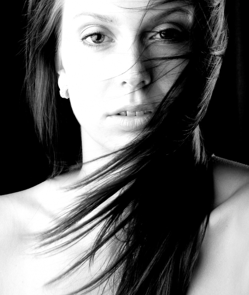 Female model photo shoot of Ludwilka