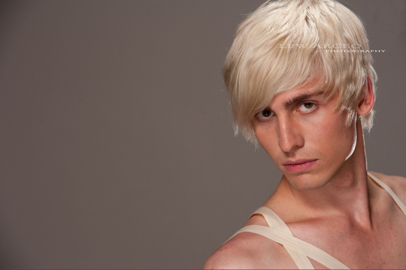 Male model photo shoot of Andy Kiel in Chicago