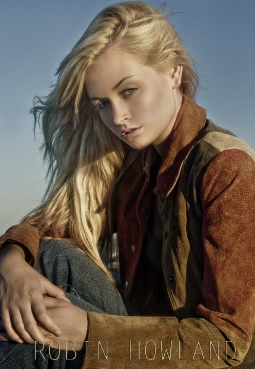 Female model photo shoot of Lexi Morgan