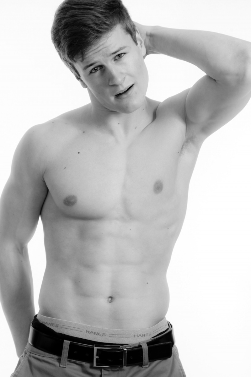 Male model photo shoot of Zachary washington