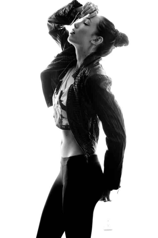 Female model photo shoot of Leia Contois