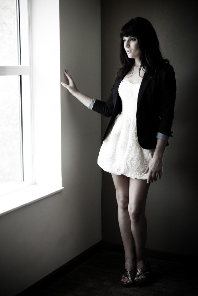 Female model photo shoot of Becca Ruben