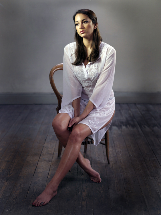 Female model photo shoot of CharlieBeth