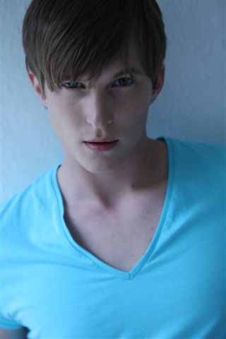 Male model photo shoot of Daniel Aaron Moore