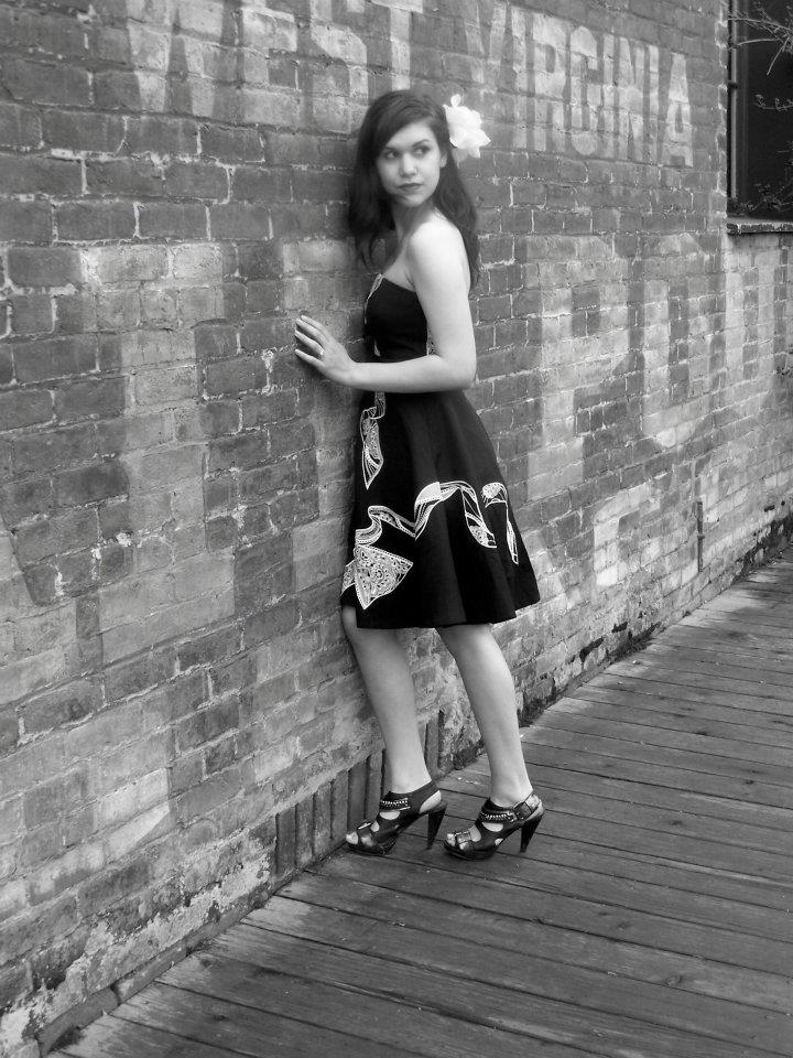Female model photo shoot of Capture Ur Memories in Jacksonville, OR
