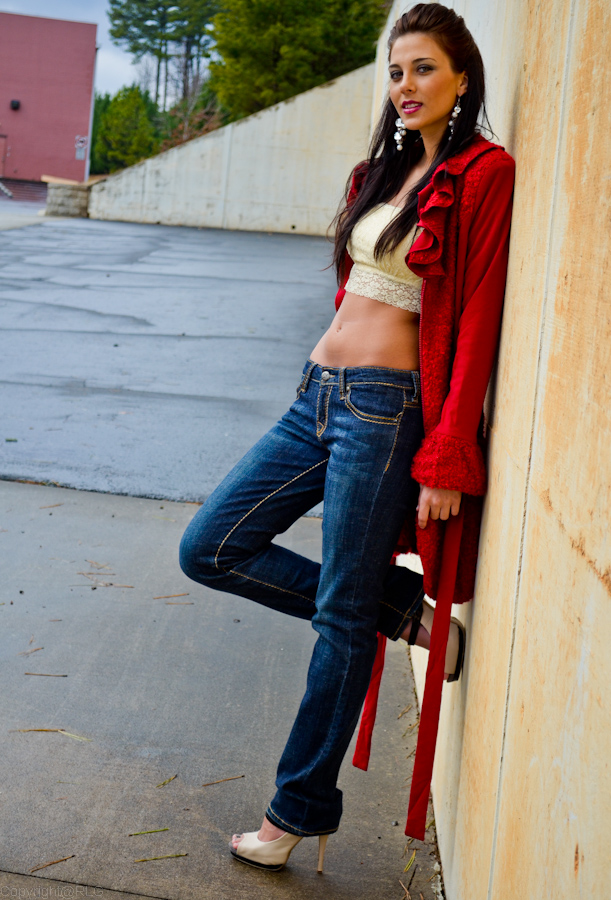 Female model photo shoot of Lilly Katherine by Raquel Loren Gavala