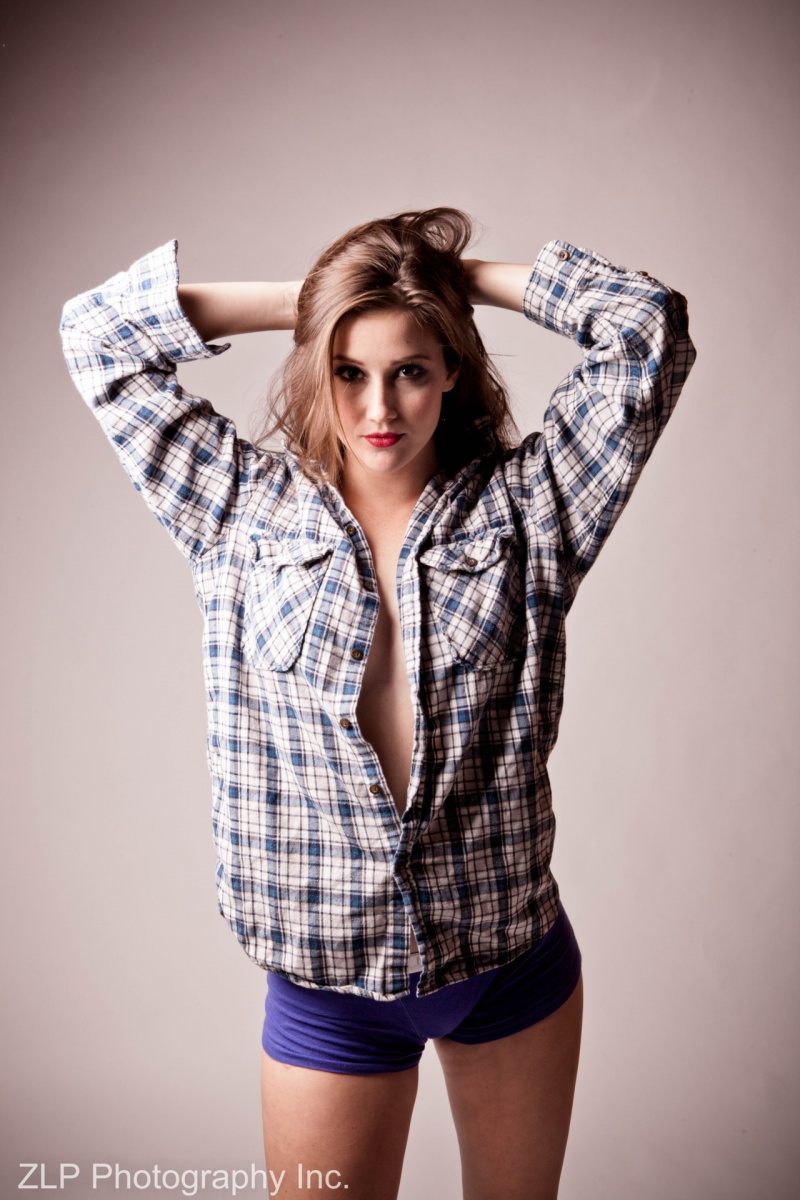 Female model photo shoot of Kerrie Schroeder in Valencia