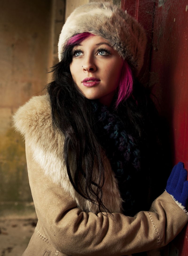Female model photo shoot of IvyBlue by MCroshaw in Basingstoke