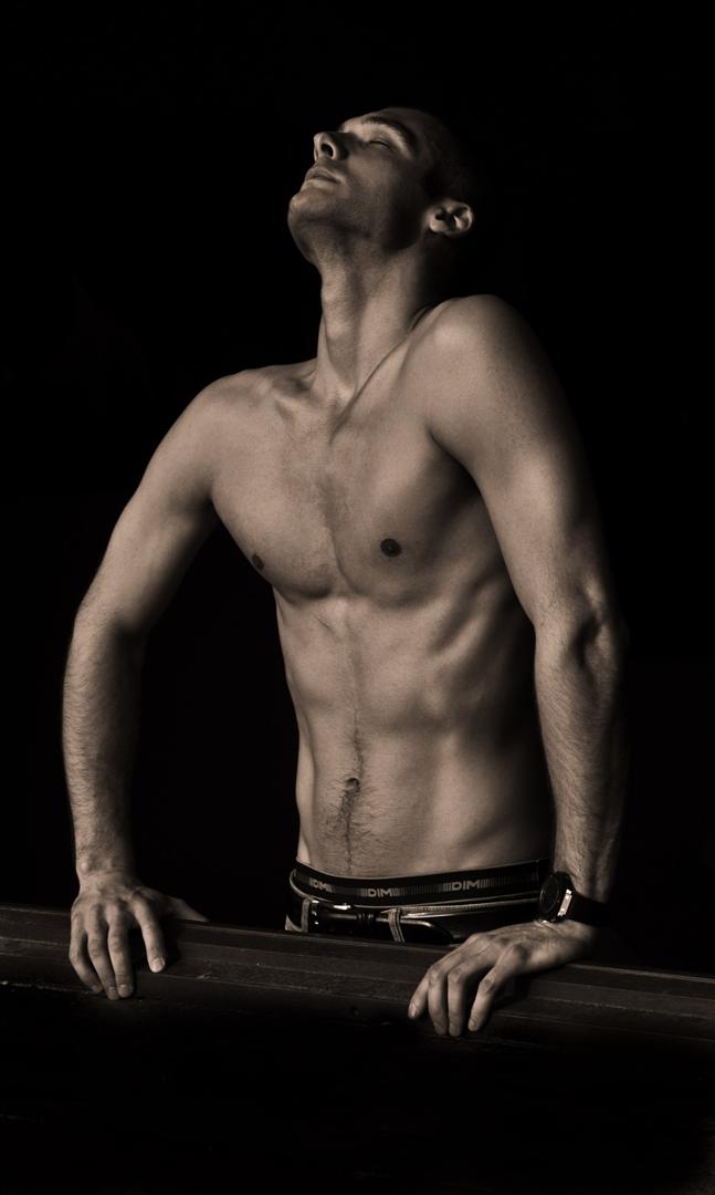 Male model photo shoot of guiltty in France