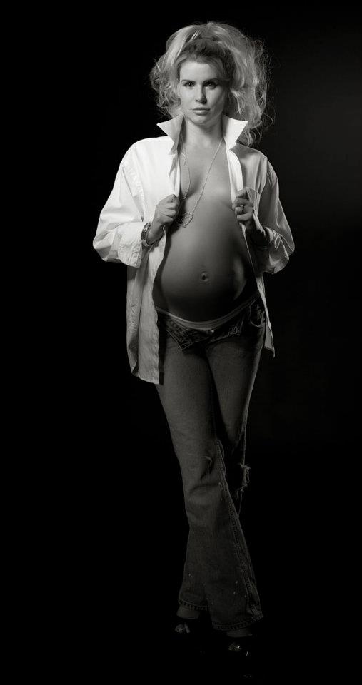 Female model photo shoot of Jilly J - Pregnant by Mark W-Yaamon