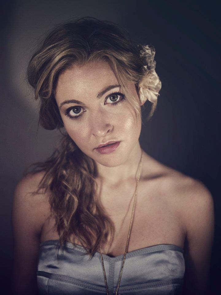 Female model photo shoot of Hannah Wood by El Orm
