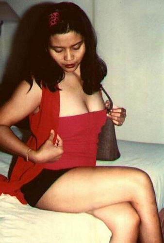 Female model photo shoot of Indriani Nunik