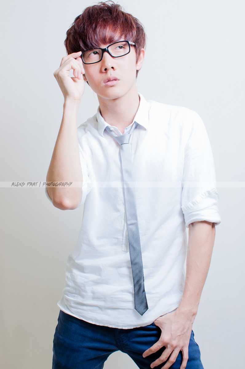 Male model photo shoot of Aleks Paat