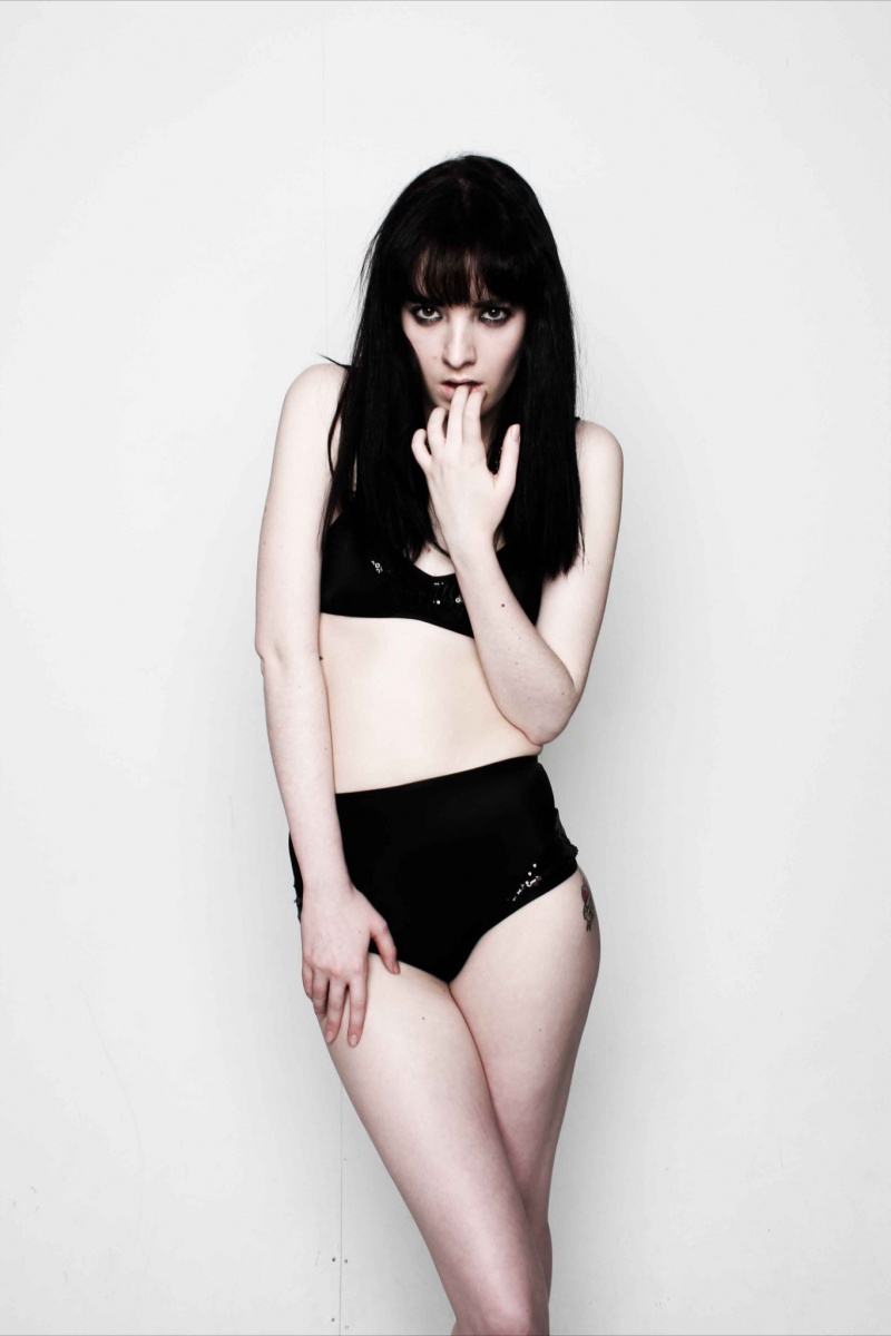Female model photo shoot of Nina-Marie Arkley 
