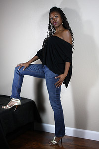 Female model photo shoot of Lynee Jackson