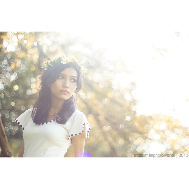 Male model photo shoot of paradoxx in Taiping Lake Garden