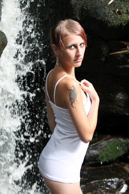 Female model photo shoot of Jordy Mancini in Somersby Falls