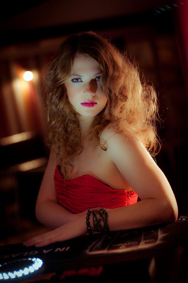 Female model photo shoot of marta-glam