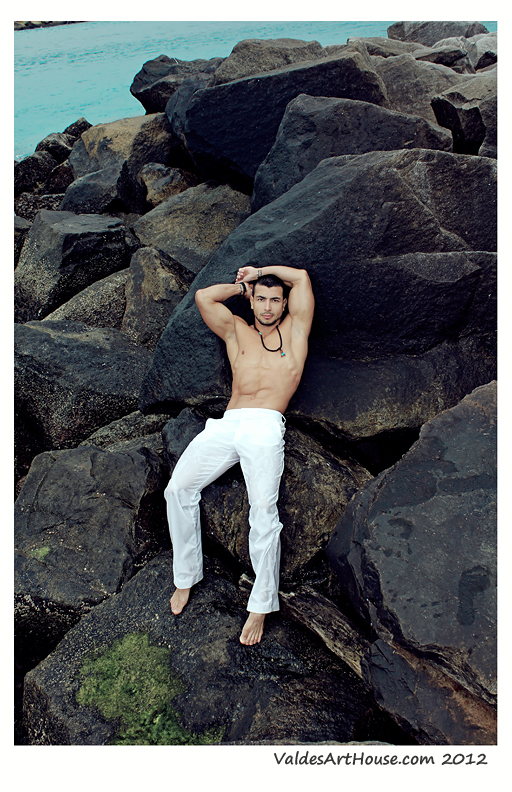 Male model photo shoot of Fabio Garcia by Kemuel Valdes in MIAMI-BEACH