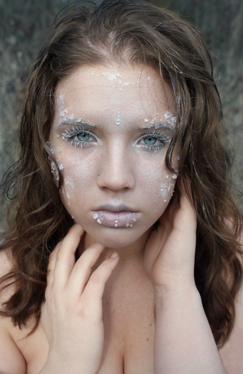 Female model photo shoot of Intriguing Eye 