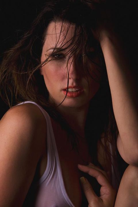 Female model photo shoot of Courteney Rogers
