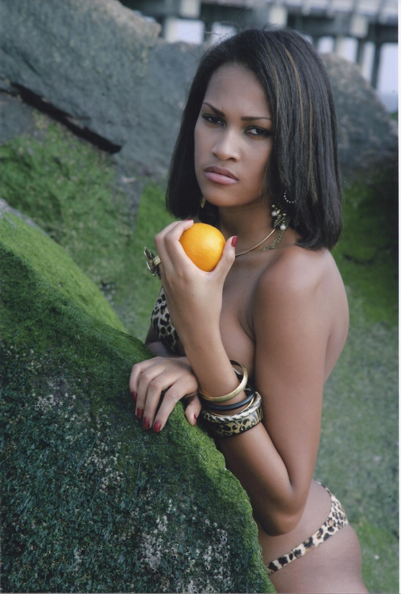 Female model photo shoot of Carmen Acosta