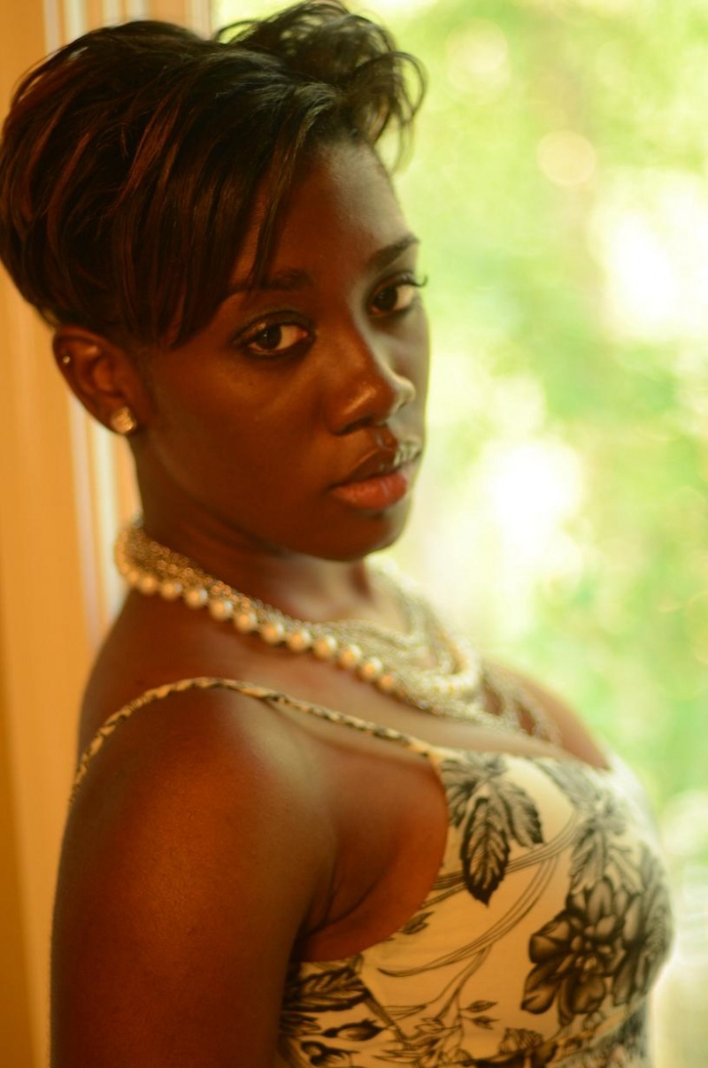 Female model photo shoot of NigerianBeauty